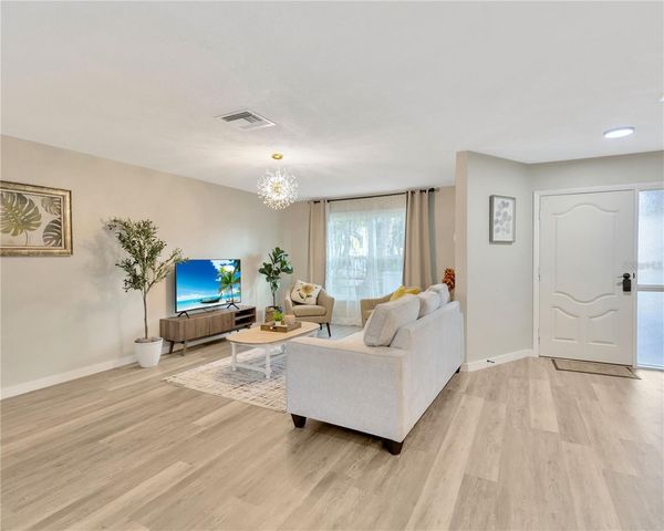 1414 GULF ROAD, Tarpon Springs, FL 34689