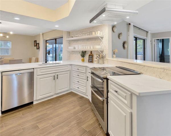 1414 GULF ROAD, Tarpon Springs, FL 34689