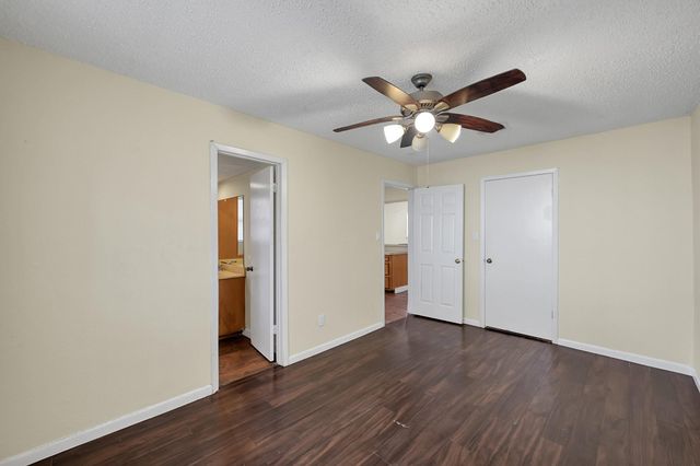 111 Cartwright Road, Conroe, TX 77301