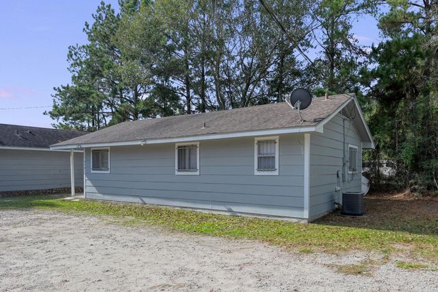 111 Cartwright Road, Conroe, TX 77301