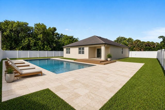 4589 SW Uleta Street, Port St. Lucie, FL 34953