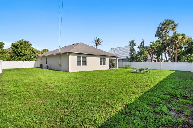 4589 SW Uleta Street, Port St. Lucie, FL 34953