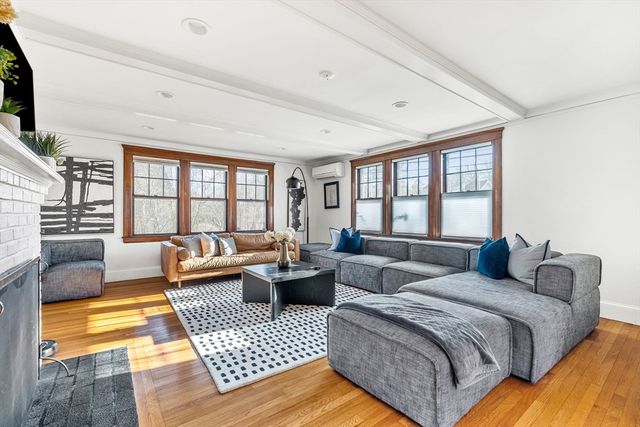 711 Webster Street, Needham, MA 02492