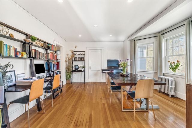 711 Webster Street, Needham, MA 02492