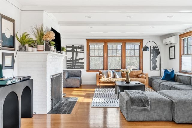 711 Webster Street, Needham, MA 02492