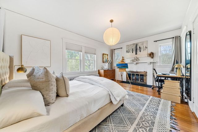 711 Webster Street, Needham, MA 02492