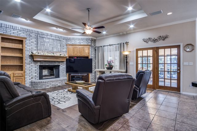 12215 Lake Forest Drive, Azle, TX 76020
