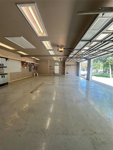 12215 Lake Forest Drive, Azle, TX 76020