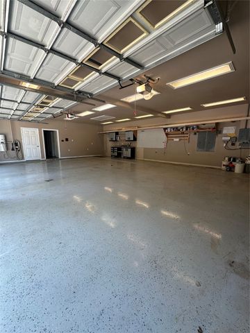 12215 Lake Forest Drive, Azle, TX 76020