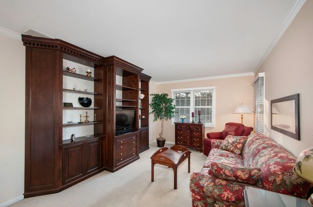 120 Fairway Drive, La Grange, IL 60525