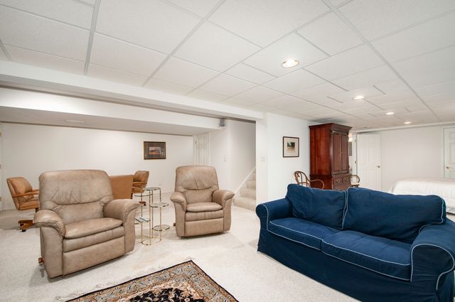 120 Fairway Drive, La Grange, IL 60525