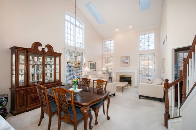 120 Fairway Drive, La Grange, IL 60525