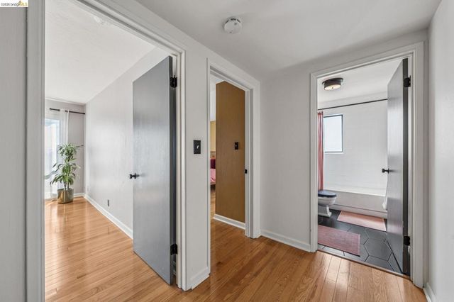 710 E 22nd St 303, Oakland, CA 94606