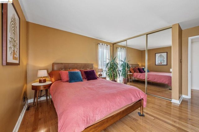 710 E 22nd St 303, Oakland, CA 94606