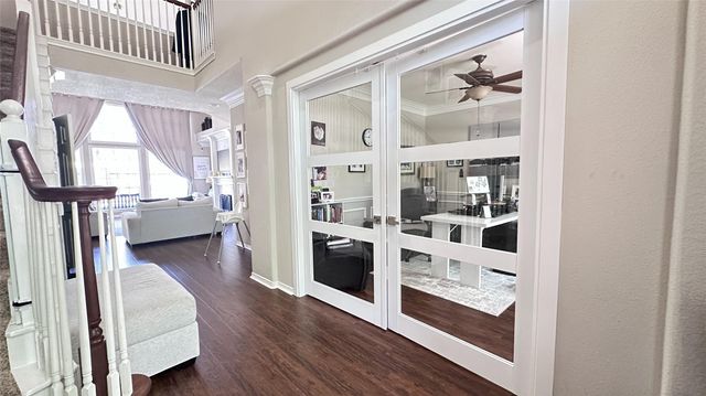 1214 Peregrine Drive, Friendswood, TX 77546