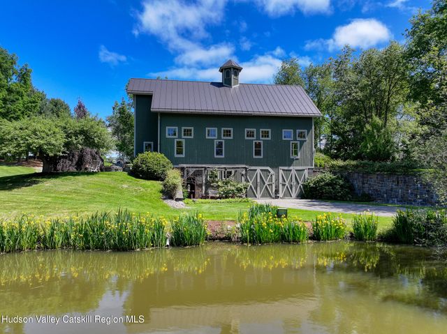 189 Freedom Road, Pleasant Valley, NY 12569