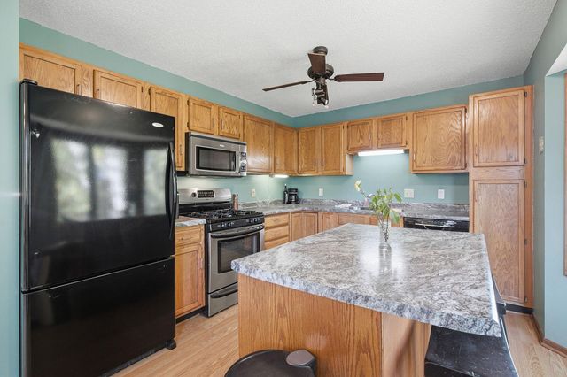 14600 Hallmark Drive, Apple Valley, MN 55124