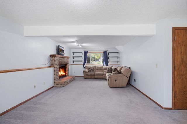 14600 Hallmark Drive, Apple Valley, MN 55124