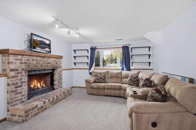 14600 Hallmark Drive, Apple Valley, MN 55124