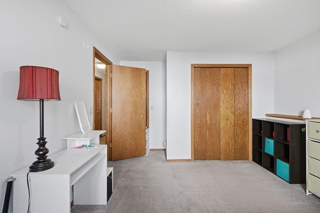 14600 Hallmark Drive, Apple Valley, MN 55124