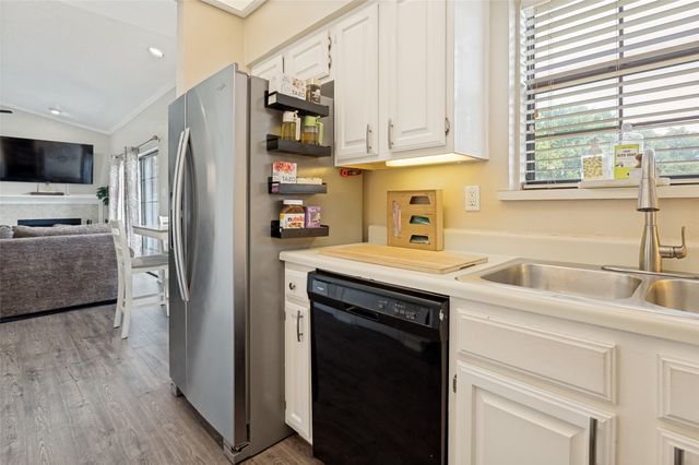 411 Pebble Way 248, Arlington, TX 76006
