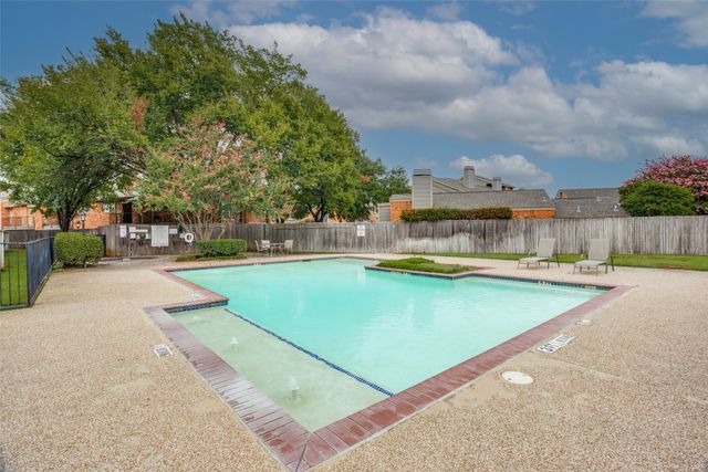 411 Pebble Way 248, Arlington, TX 76006