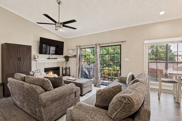 411 Pebble Way 248, Arlington, TX 76006
