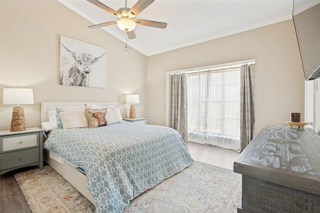 411 Pebble Way 248, Arlington, TX 76006