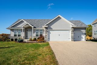 9950 Leanna Drive, Roscoe, IL 61073