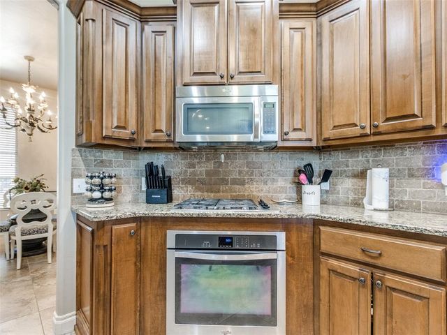 17820 Griffin Gate Drive, Edmond, OK 73012