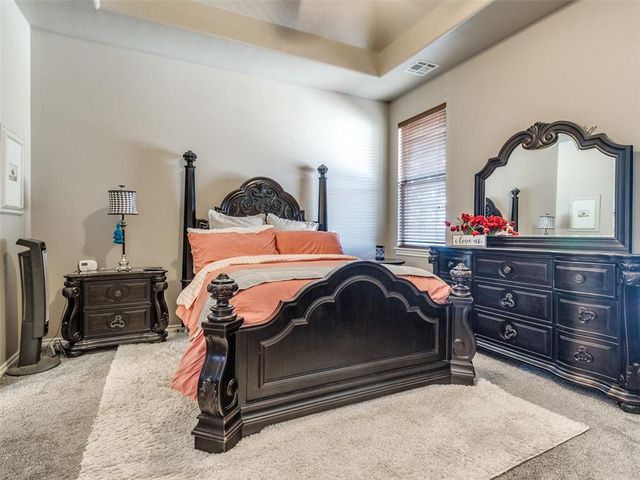 17820 Griffin Gate Drive, Edmond, OK 73012