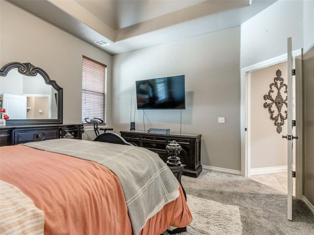 17820 Griffin Gate Drive, Edmond, OK 73012