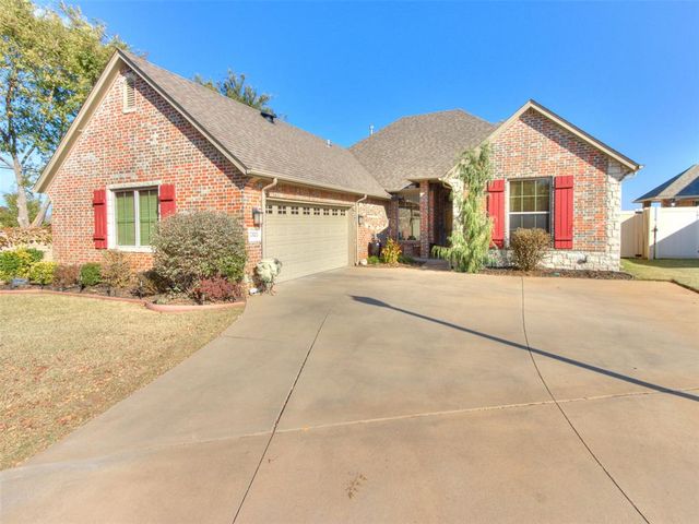 17820 Griffin Gate Drive, Edmond, OK 73012