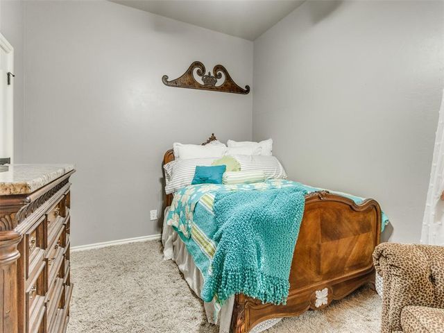 17820 Griffin Gate Drive, Edmond, OK 73012