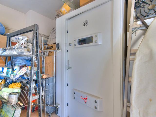 17820 Griffin Gate Drive, Edmond, OK 73012