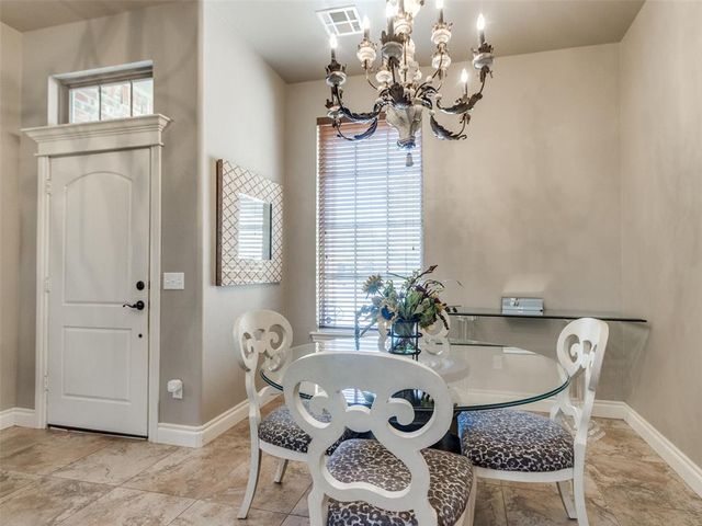 17820 Griffin Gate Drive, Edmond, OK 73012