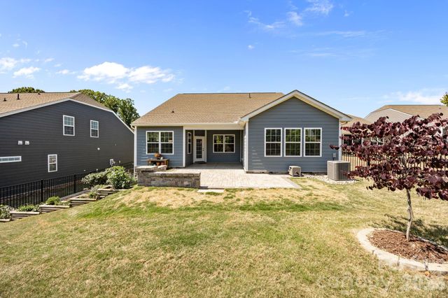 3061 Rosseau Lane, Mount Holly, NC 28120