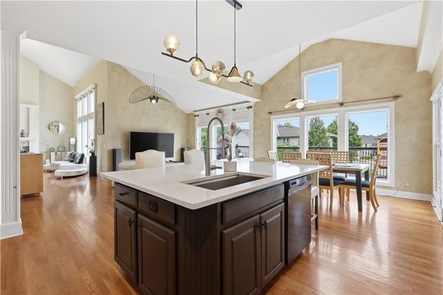 15505 Canterbury Street, Overland Park, KS 66224