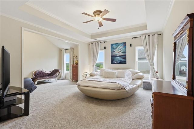 15505 Canterbury Street, Overland Park, KS 66224