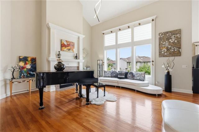 15505 Canterbury Street, Overland Park, KS 66224