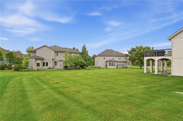 15505 Canterbury Street, Overland Park, KS 66224