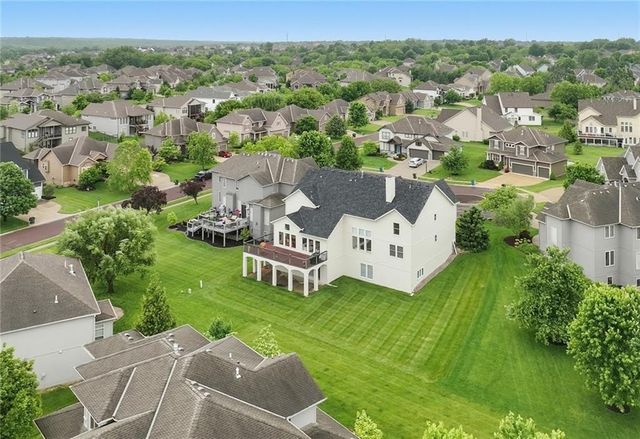 15505 Canterbury Street, Overland Park, KS 66224
