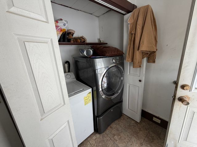 223+225 Neil Street, Saranac Lake, NY 12983