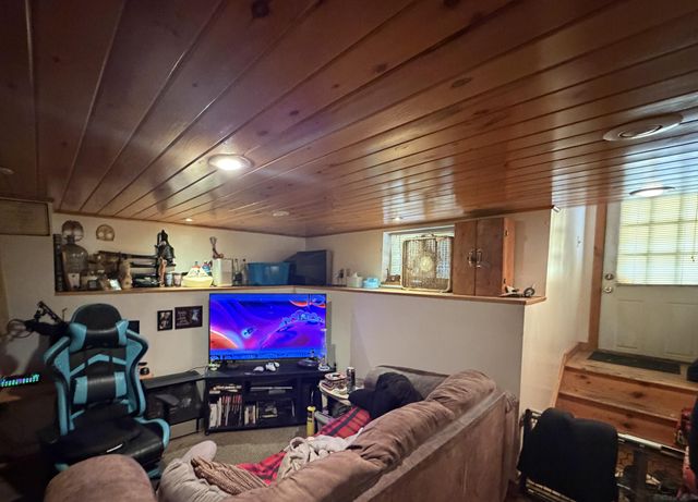 223+225 Neil Street, Saranac Lake, NY 12983