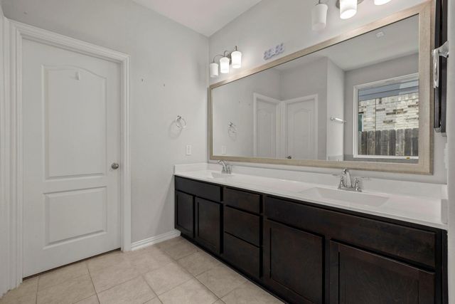 8803 W Crescent Lake Circle, Baytown, TX 77521
