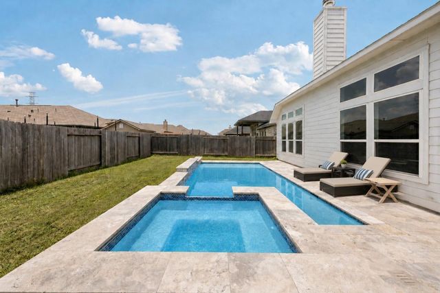 8803 W Crescent Lake Circle, Baytown, TX 77521