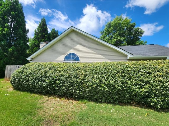 401 Crestridge Drive, Simpsonville, SC 29681