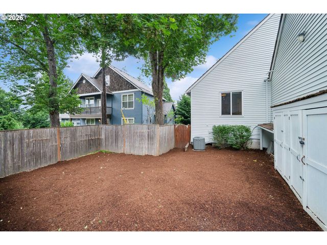 4684 Sw FLOWER Pl, Portland, OR 97221