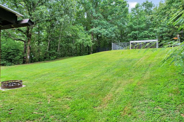 4500 Waterlevel Highway, Cleveland, TN 37323