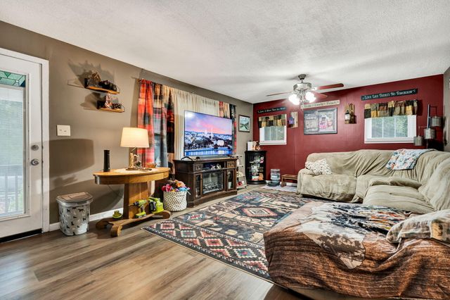 4500 Waterlevel Highway, Cleveland, TN 37323
